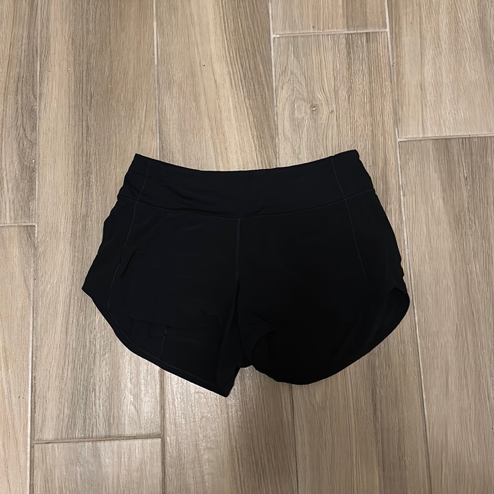 Lululemon shorts - Picture 1 of 3